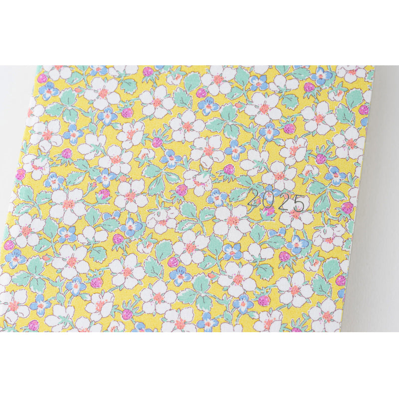 Hobonichi Techo 2025 HON A6 Liberty Fabrics: Paysanne Blossom