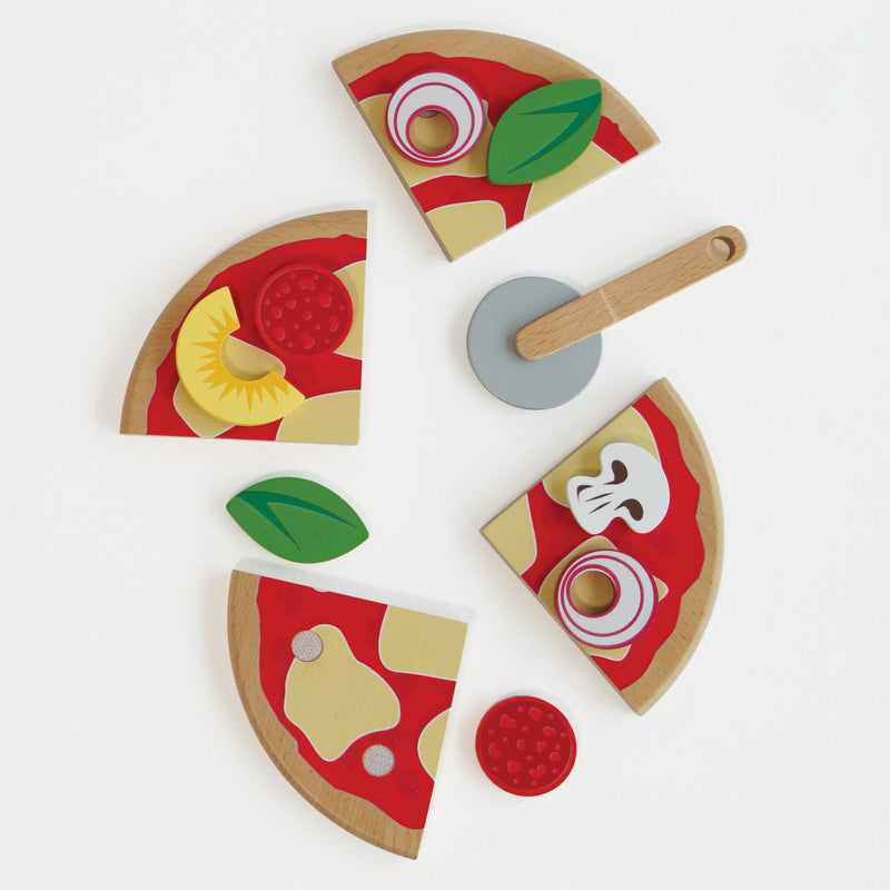 Le Toy Van Pizza & Toppings With Slice Cutter