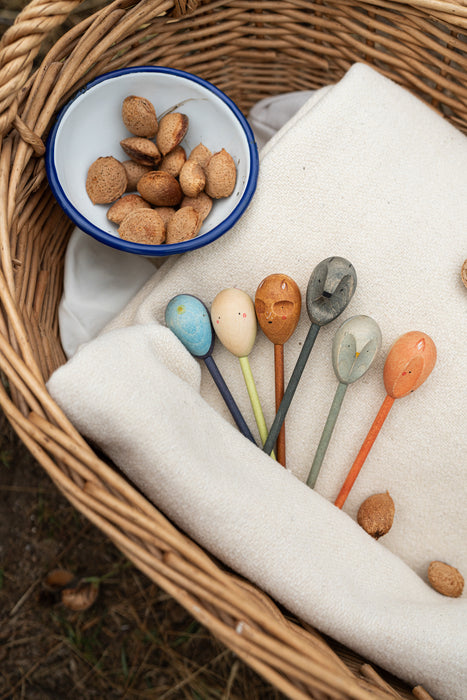 Grapat Wood Twin-Souls Puppets