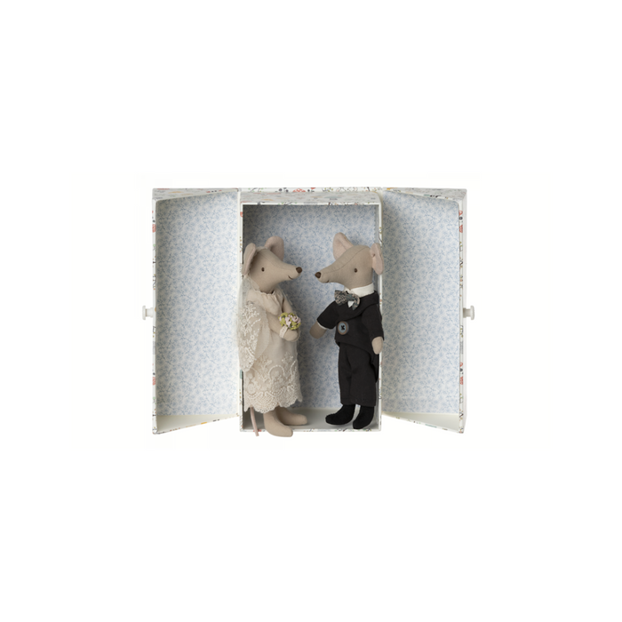 Wedding Mice Couple in Box
