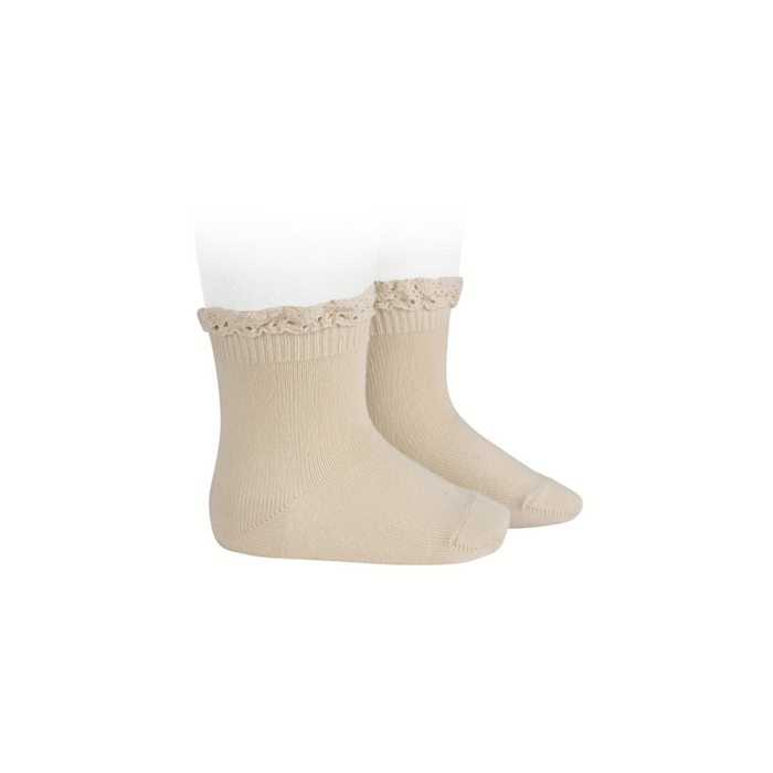 Condor Short Socks With Lace Edging Cuff Linen