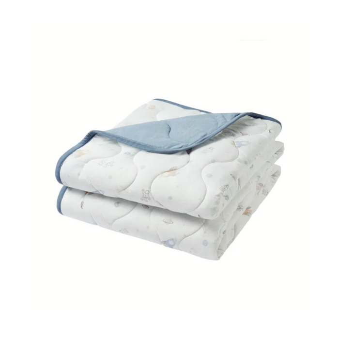 Nest Designs Bamboo Jersey Medium Quilted Winter Blanket Up and Away