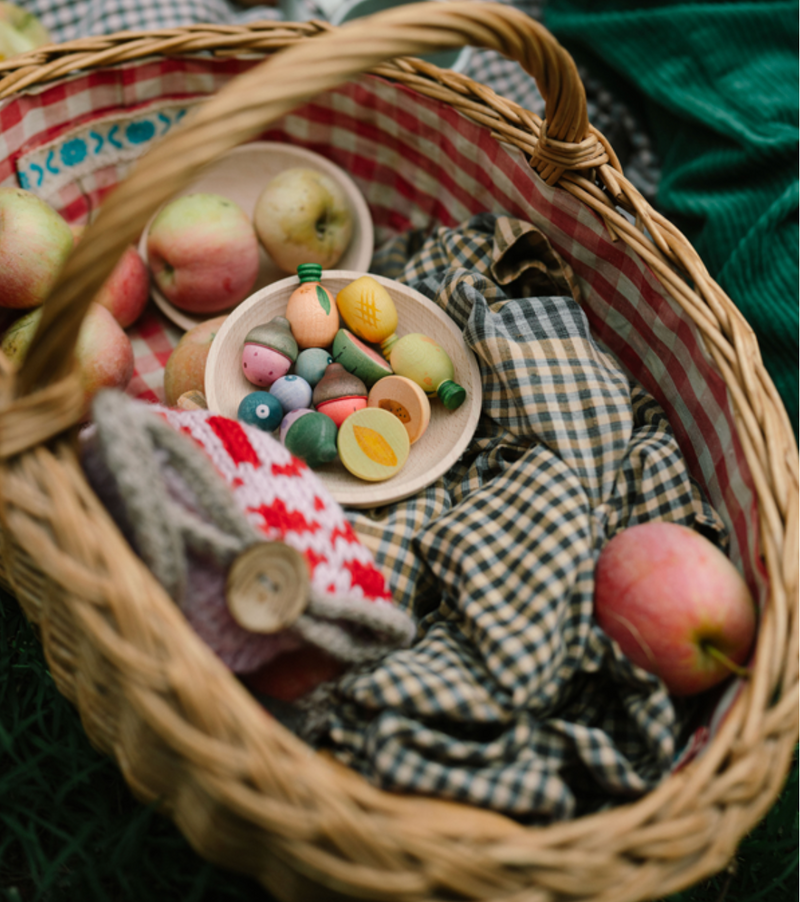 Grapat Wood Fruits