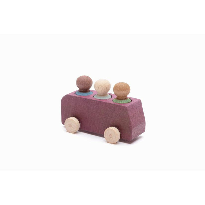 Bus Plum with 3 Figures