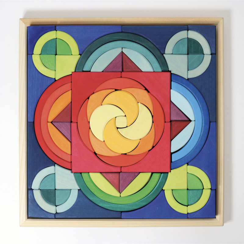 Grimm's Building Set Arcs in Squares