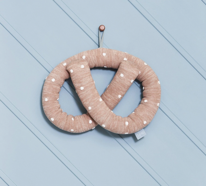 OYOY Sweet Pretzel